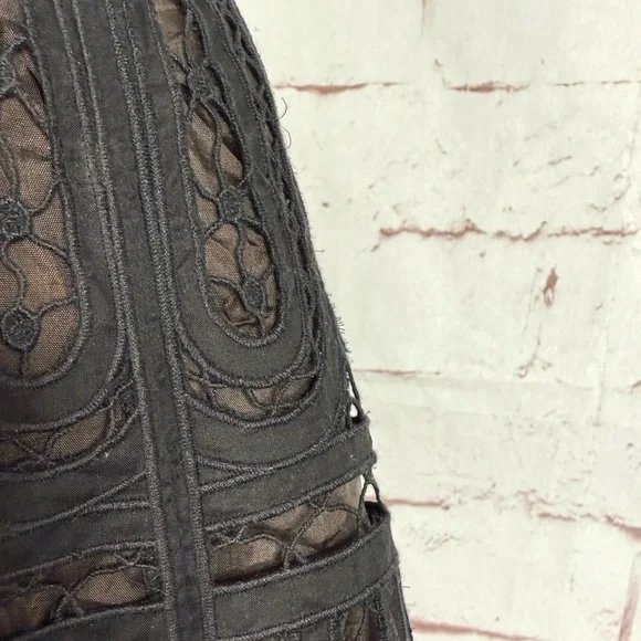 Ann Taylor Black Laser Cut Embroidered Lace Size 12 Knee Length Cotton Skirt - Picture 8 of 12
